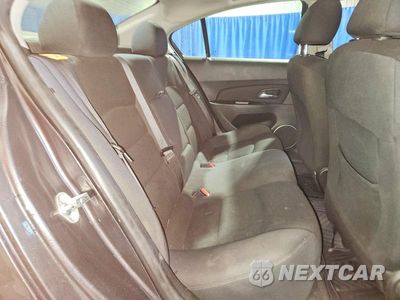 Zdjęcie 10 z 12 samochodu: 2015 CHEVROLET CRUZE LT VIN:1G1PC5SBXF7290564 - miniatura