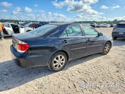 Trzecie zdjęcie samochodu z tyłu: 2005 TOYOTA CAMRY XLE VIN:4T1BE30K75U097531 - miniatura