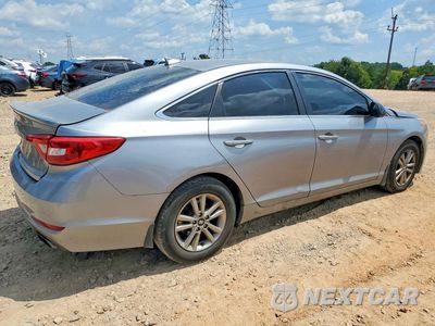 Trzecie zdjęcie samochodu z tyłu: 2015 HYUNDAI SONATA SE VIN:5NPE24AF0FH210815 - miniatura