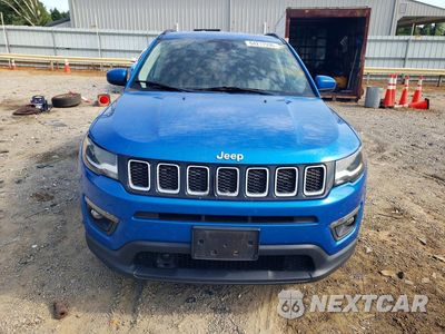 Piąte zdjęcie samochodu w środku: 2017 JEEP COMPASS LATITUDE VIN:3C4NJDBB3HT631557 - miniatura