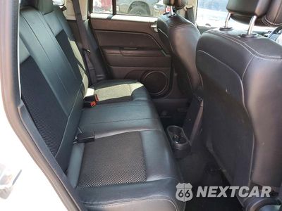 Zdjęcie 11 z 13 samochodu: 2015 JEEP COMPASS SPORT VIN:1C4NJCBA0FD210013 - miniatura