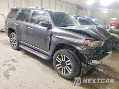 Czwarte zdjęcie samochodu z boku: 2018 TOYOTA 4RUNNER LIMITED VIN:JTEBU5JR4J5590419 - miniatura