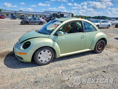 2010 VOLKSWAGEN NEW BEETLE 3VWPG3AGXAM010277 - główne zdjęcie licytacji z USA - miniatura