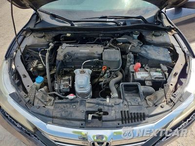 Zdjęcie 11 z 12 samochodu: 2017 HONDA ACCORD LX VIN:1HGCR2F32HA241324 - miniatura