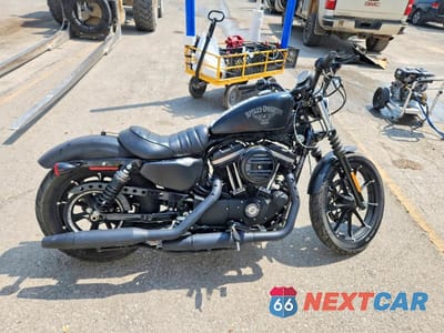 2017 HARLEY-DAVIDSON XL883 IRON 883 1HD4LE218HC438964 - główne zdjęcie licytacji z USA - miniatura