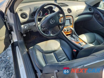 Zdjęcie 8 z 12 samochodu: 2004 MERCEDES-BENZ SL 500 VIN:WDBSK75F34F071333 - miniatura