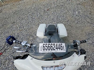 Piąte zdjęcie samochodu w środku: 2017 HARLEY-DAVIDSON FLHXS STREET GLIDE SPECIAL VIN:1HD1KRC1XHB602586 - miniatura