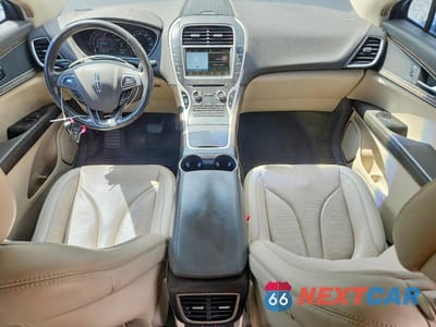 Zdjęcie 8 z 13 samochodu: 2017 LINCOLN MKX RESERVE VIN:2LMPJ6LP2HBL49064 - miniatura