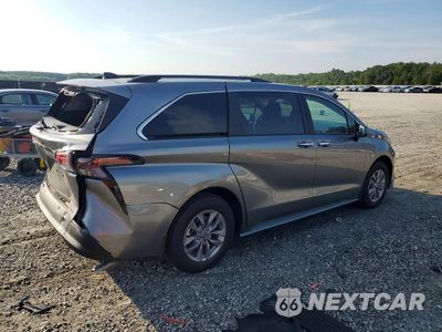 Trzecie zdjęcie samochodu z tyłu: 2026 TOYOTA SIENNA XLE 7-PASSENGER VIN:5TDYRKEC0TS329158 - miniatura
