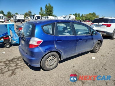 Trzecie zdjęcie samochodu z tyłu: 2013 HONDA FIT VIN:JHMGE8H34DC017397 - miniatura