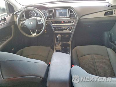 Zdjęcie 8 z 12 samochodu: 2019 HYUNDAI SONATA SE VIN:5NPE24AF3KH781581 - miniatura