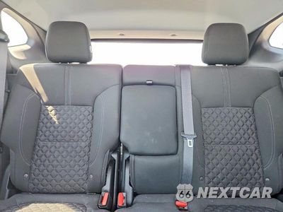 Zdjęcie 10 z 13 samochodu: 2020 CHEVROLET BLAZER 1LT VIN:3GNKBBRA1LS599196 - miniatura