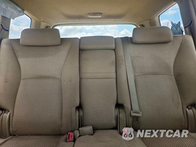 Zdjęcie 10 z 13 samochodu: 2006 TOYOTA HIGHLANDER HYBRID VIN:JTEEW21A260028376 - miniatura
