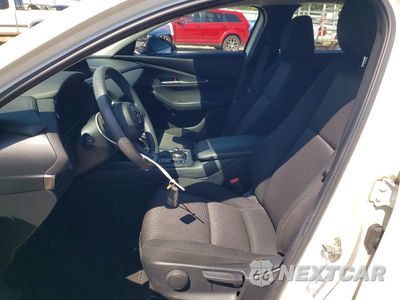 Zdjęcie 7 z 13 samochodu: 2021 MAZDA CX-30 VIN:3MVDMBAL9MM258464 - miniatura