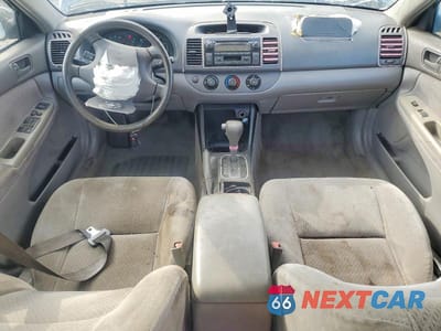 Zdjęcie 8 z 13 samochodu: 2003 TOYOTA CAMRY LE VIN:4T1BE32KX3U749603 - miniatura