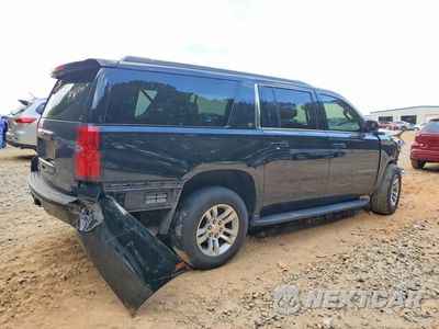 Trzecie zdjęcie samochodu z tyłu: 2016 CHEVROLET SUBURBAN C1500 LT VIN:1GNSCHKC2GR216502 - miniatura