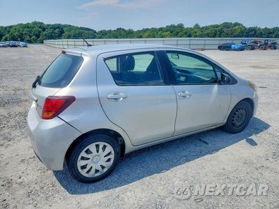 Trzecie zdjęcie samochodu z tyłu: 2015 TOYOTA YARIS 5-DOOR L VIN:VNKKTUD36FA024860 - miniatura
