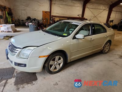 2008 FORD FUSION SE 3FAHP011X8R193037 - główne zdjęcie licytacji z USA - miniatura