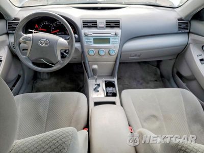 Zdjęcie 8 z 12 samochodu: 2009 TOYOTA CAMRY LE VIN:4T1BE46K99U903775 - miniatura
