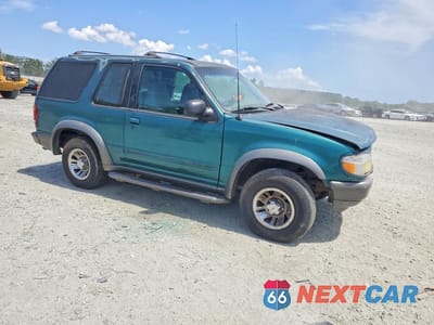 Czwarte zdjęcie samochodu z boku: 1998 FORD EXPLORER VIN:1FMYU22X6WUC46769 - miniatura