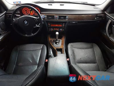 Zdjęcie 8 z 12 samochodu: 2011 BMW 328 I SULEV VIN:WBAPH5G56BNM73913 - miniatura