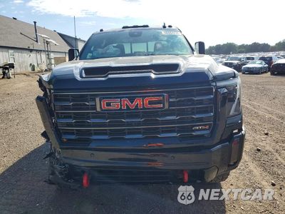 Piąte zdjęcie samochodu w środku: 2024 GMC SIERRA K2500 AT4 VIN:1GT49PE73RF211760 - miniatura