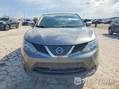 Piąte zdjęcie samochodu w środku: 2018 NISSAN ROGUE SPORT S VIN:JN1BJ1CP6JW500900 - miniatura