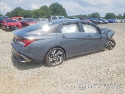 Trzecie zdjęcie samochodu z tyłu: 2025 HYUNDAI ELANTRA LIMITED VIN:KMHLP4DG6SU983961 - miniatura