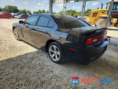 Drugie zdjęcie samochodu z przodu: 2013 DODGE CHARGER SE VIN:2C3CDXBGXDH677907 - miniatura