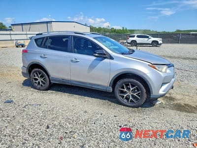 Czwarte zdjęcie samochodu z boku: 2017 TOYOTA RAV4 SE VIN:2T3NFREV3HW380942 - miniatura