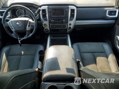 Zdjęcie 8 z 13 samochodu: 2019 NISSAN TITAN PRO-4X VIN:1N6AA1E59KN519448 - miniatura