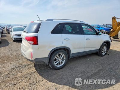 Trzecie zdjęcie samochodu z tyłu: 2015 KIA SORENTO LX VIN:5XYKT4A64FG600467 - miniatura