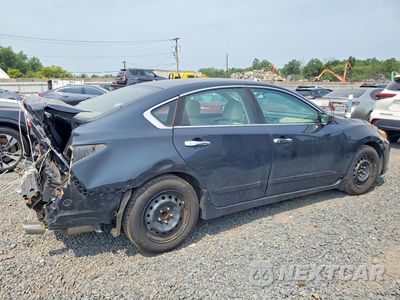 Trzecie zdjęcie samochodu z tyłu: 2016 NISSAN ALTIMA 2.5 S VIN:1N4AL3AP8GC233549 - miniatura