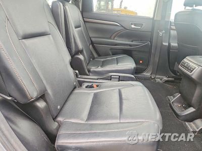 Zdjęcie 11 z 13 samochodu: 2014 TOYOTA HIGHLANDER LIMITED PLATINUM VIN:5TDDKRFH4ES071736 - miniatura