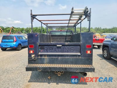 Zdjęcie 6 z 12 samochodu: 2010 GMC SIERRA K3500 VIN:1GD3K2B65AF105325 - miniatura