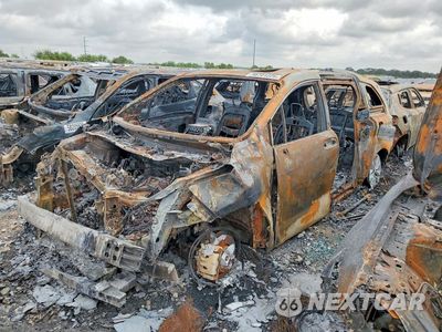 2022 TOYOTA SIENNA 5TDYRKEC7NS132491 - główne zdjęcie licytacji z USA - miniatura