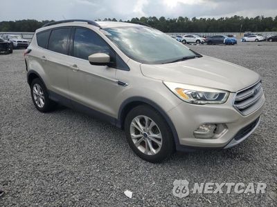 Czwarte zdjęcie samochodu z boku: 2017 FORD ESCAPE SE VIN:1FMCU0GD6HUD49089 - miniatura