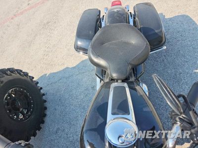 Piąte zdjęcie samochodu w środku: 2023 HARLEY-DAVIDSON FLHTP VIN:1HD1FMP16PB653986 - miniatura