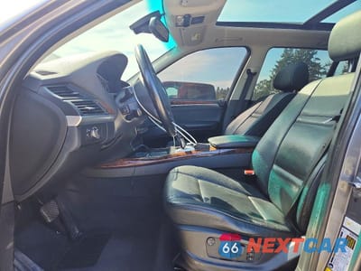 Zdjęcie 7 z 13 samochodu: 2007 BMW X5 4.8I VIN:5UXFE83527LZ44925 - miniatura