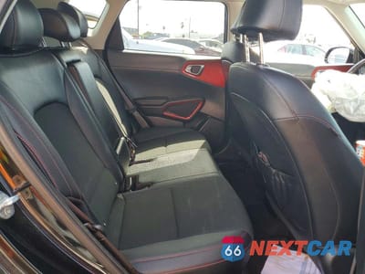 Zdjęcie 10 z 12 samochodu: 2023 KIA SOUL GT LINE VIN:KNDJ53AU0P7841844 - miniatura