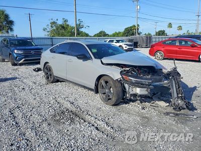 Czwarte zdjęcie samochodu z boku: 2024 HONDA ACCORD HYBRID SPORT-L VIN:1HGCY2F71RA001558 - miniatura