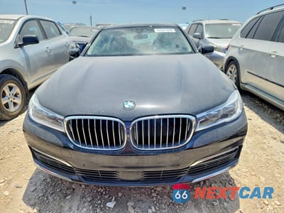 Piąte zdjęcie samochodu w środku: 2016 BMW 750 I VIN:WBA7F0C53GGL99070 - miniatura