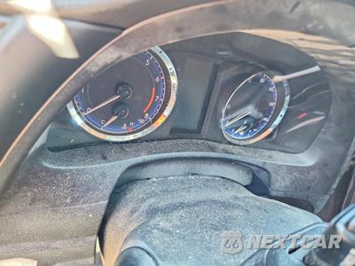 Zdjęcie 9 z 12 samochodu: 2018 TOYOTA COROLLA SE VIN:5YFBURHE7JP824554 - miniatura