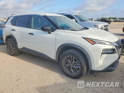 Czwarte zdjęcie samochodu z boku: 2021 NISSAN ROGUE S VIN:5N1AT3AA8MC741503 - miniatura