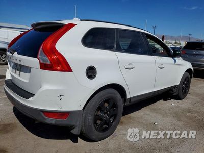 Trzecie zdjęcie samochodu z tyłu: 2011 VOLVO XC60 3.2 VIN:YV4940DLXB2186621 - miniatura