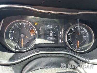 Zdjęcie 9 z 13 samochodu: 2019 JEEP CHEROKEE LATITUDE VIN:1C4PJLCB5KD171221 - miniatura