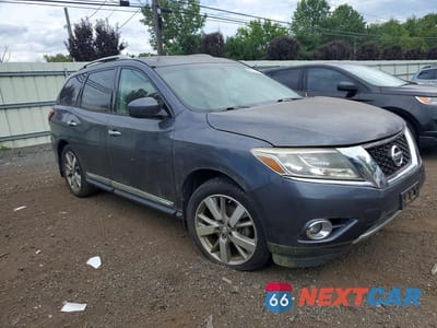 Czwarte zdjęcie samochodu z boku: 2014 NISSAN PATHFINDER S VIN:5N1AR2MM2EC612933 - miniatura