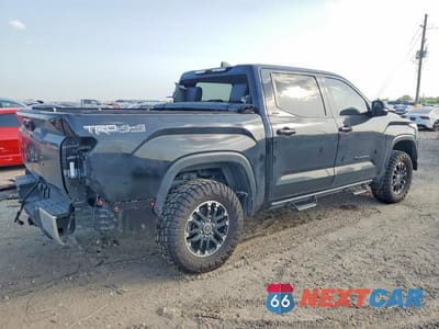 Trzecie zdjęcie samochodu z tyłu: 2024 TOYOTA TUNDRA SR5 VIN:5TFLA5DB9RX218719 - miniatura