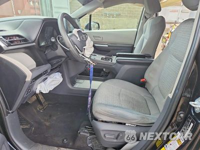 Zdjęcie 7 z 13 samochodu: 2021 TOYOTA SIENNA LE VIN:5TDKRKEC6MS020317 - miniatura