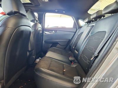 Zdjęcie 10 z 12 samochodu: 2022 KIA FORTE GT LINE VIN:3KPF54AD6NE486963 - miniatura